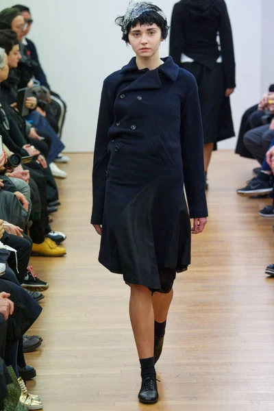 Look 28